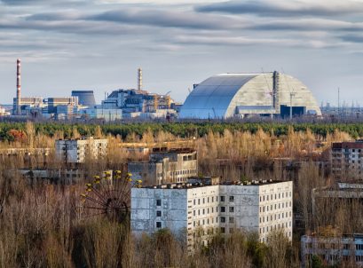 Electrical installations on the new safe confinement in Chernobyl